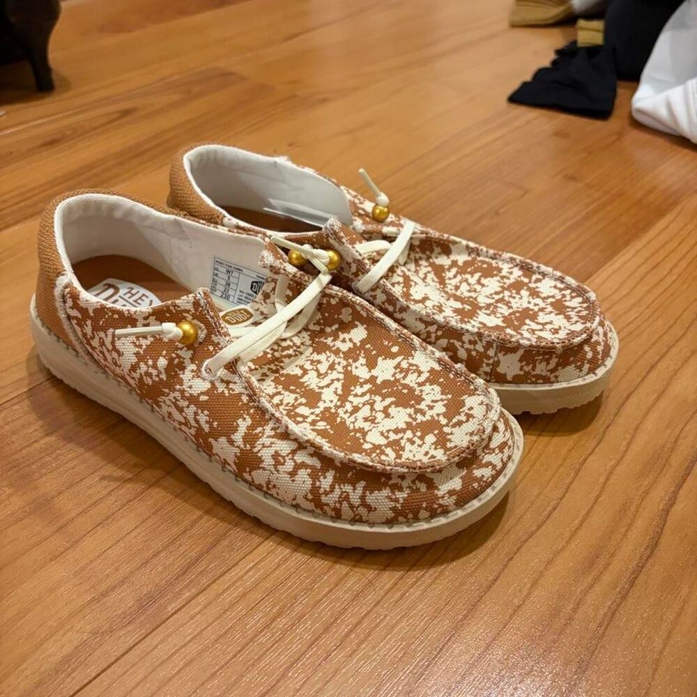 HeyDude Wendy Funky Animal NWT